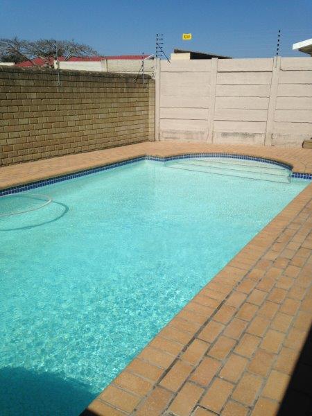 To Let 3 Bedroom Property for Rent in Braelyn Eastern Cape